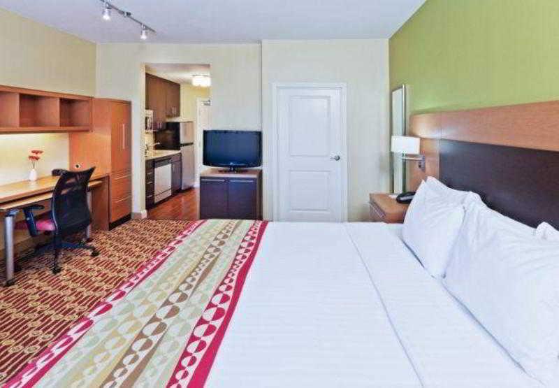 Towneplace Suites By Marriott Tulsa North/Owasso Exterior photo